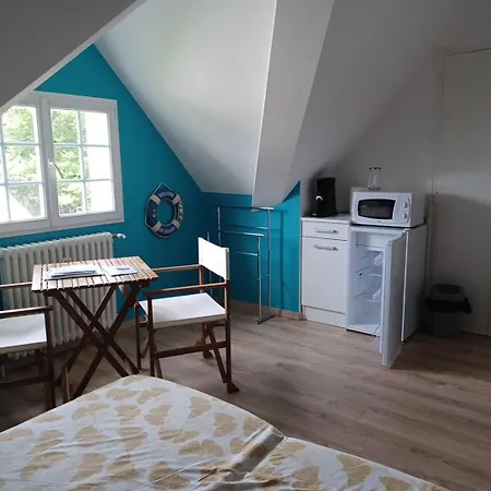 Hotell Au Clos Du Bois 44110